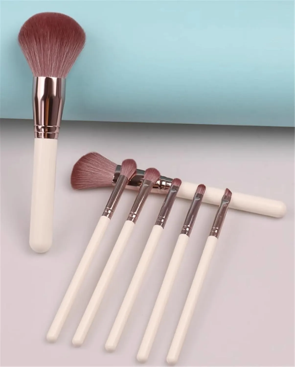 7 pieces of makeup brush set full set of powder eye shadow powder blusher brush beauty tools