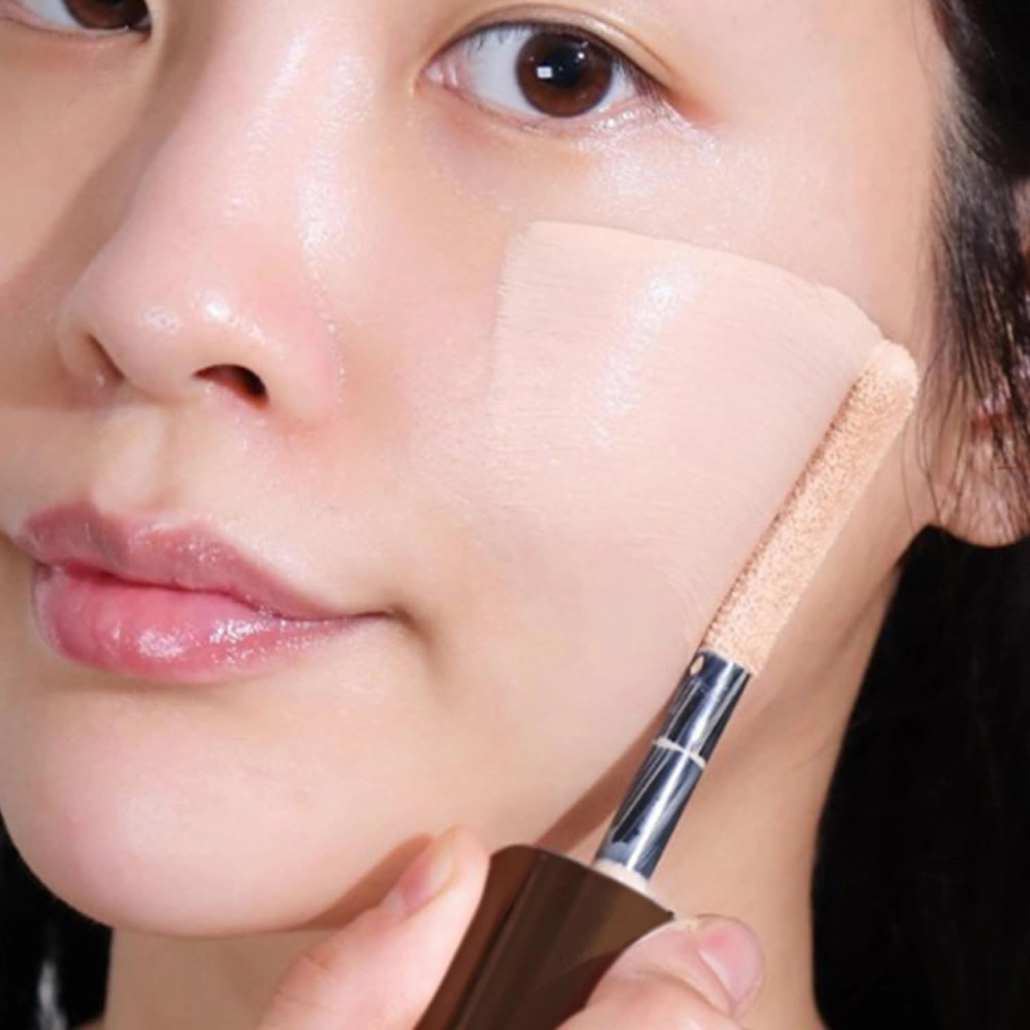 [Makeheal] 1.P.L Foundaiser Foundation SPF 20 PA  , 24 Hours Power-Lasting Coverage, Large Wand Applicator, Dual-Function Foundation, Perfect Blemish Coverage, Korean Beauty (0.98oz) (21C - Peony)