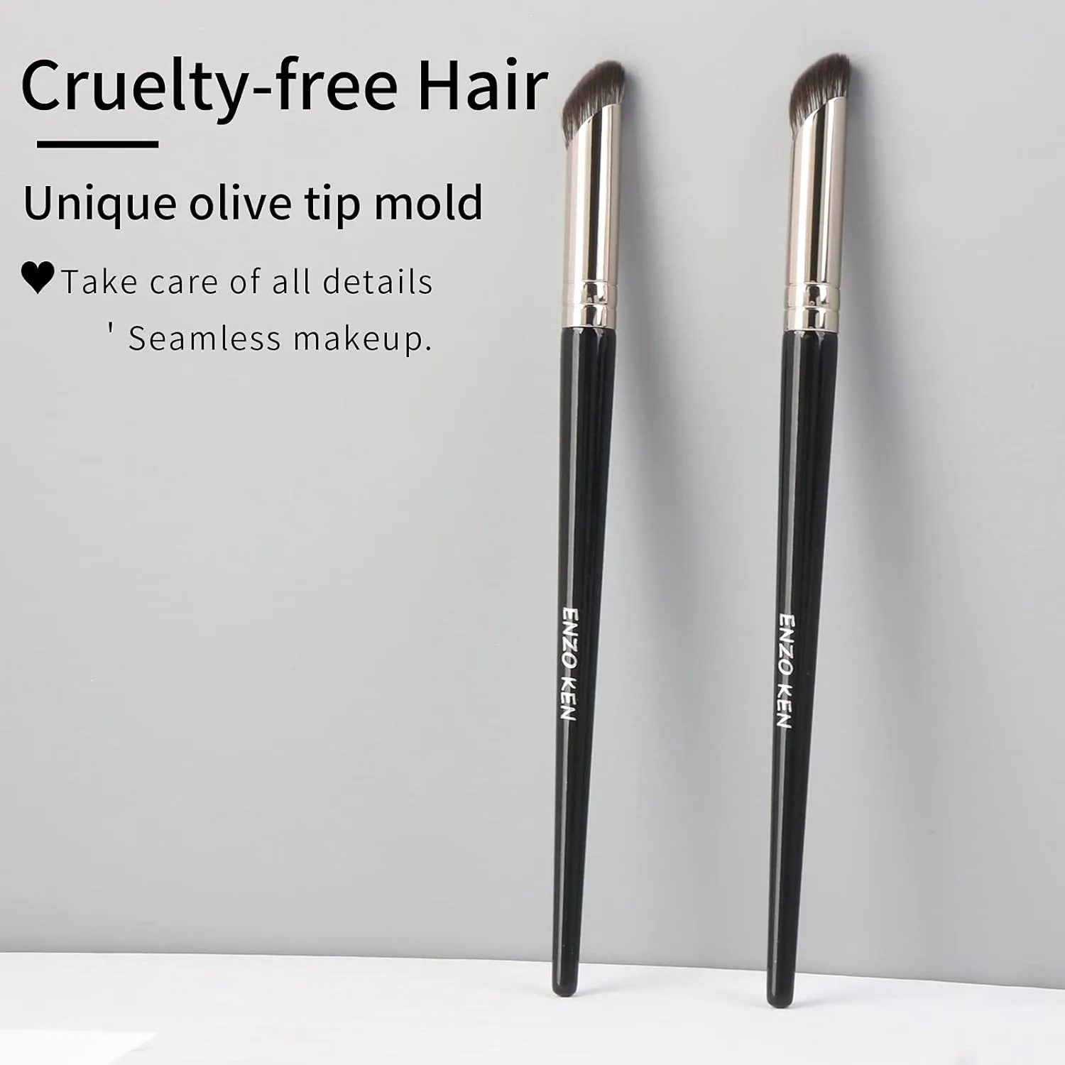 Angled Concealer Brush Under Eye, Concealer Brush, Small Nose Contour Brushes, Nose Brush Contour, Nose Brushes Angle, Small Concealer Brushes, Angled Makeup Brush - Black, 8M01
