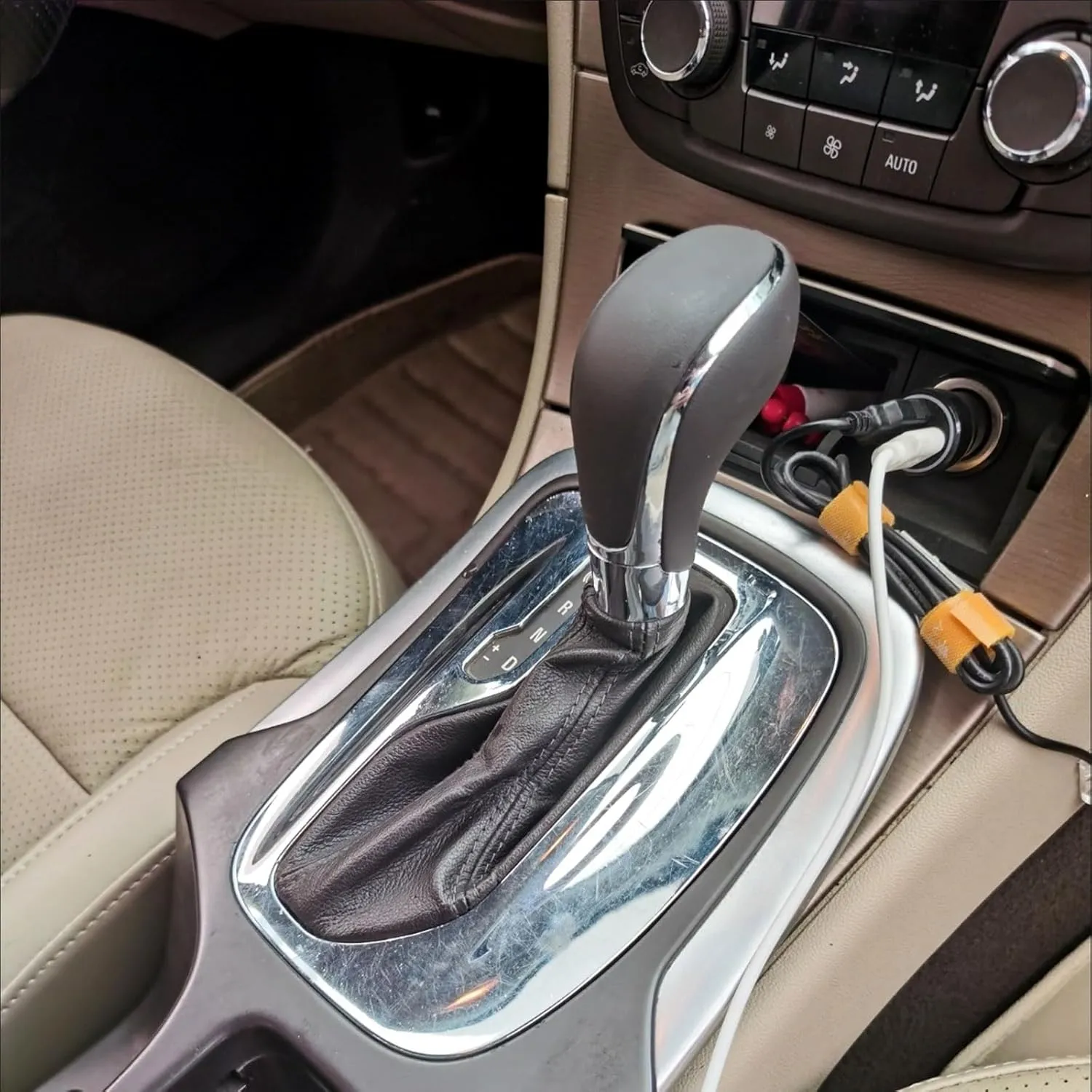Automatic Gear Stick Shift Knob Car Gear Shifter Knob Cover Head Handle Lever Fit for Buick Gm Zr Regal Excelle Opel Vauxhall (Brown)