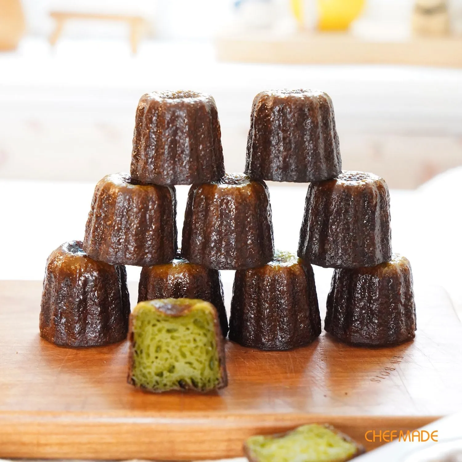 CHEFMADE Mini Canele Mold Cake Pan, 12-Cavity Non-Stick Mini Canele Muffin Bakeware Cupcake Pan for Oven Baking (Champagne Gold)