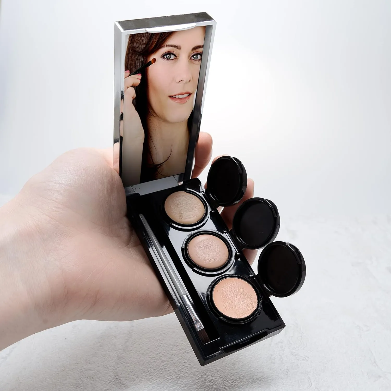 DERMAFLAGE COVERAGE  Rosacea and Redness Makeup Infused With Cream For Redness Relief For Face | Rosacea Cream For Redness Relief For Face Plus Full Coverage Anti Redness Makeup |… (Light)