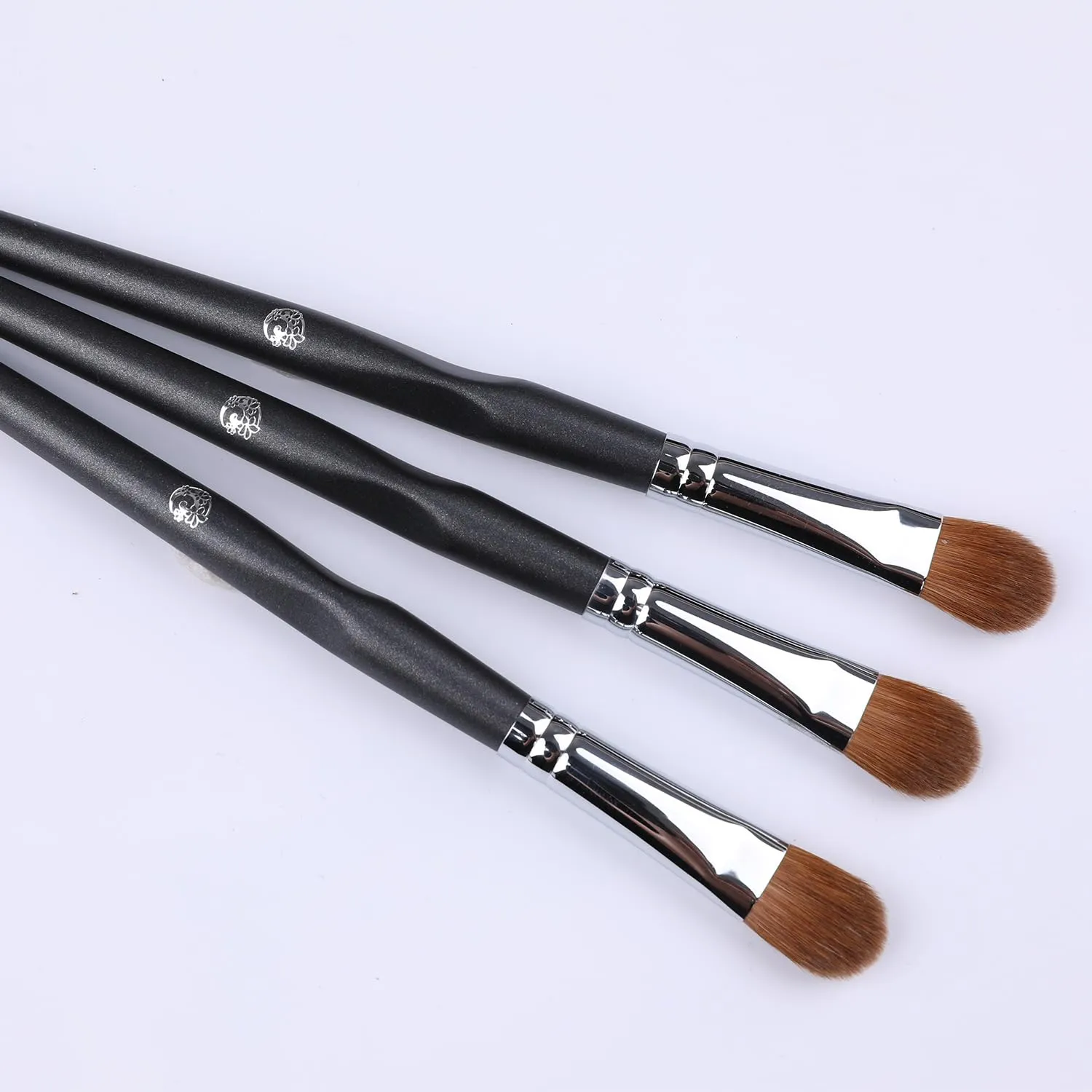 ENERGY Large Eyeshadow Brush for Eyes Professional Diffuse Eye Blending Brush for Eyeshadow Concealer Highlighter Primer with Liquid Cream Powder Blending Weasel Hair Makeup Brush M102