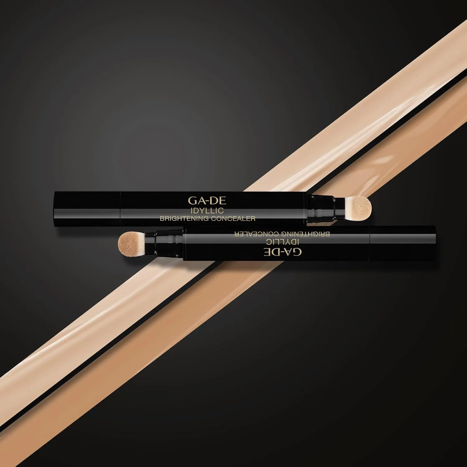 GA-DE Idyllic Brightening Concealer, 34 - Concealer for Dark Circles - Erases Signs of Fatigue, Reduces Puffiness - Effortless Blend - 0.11 oz