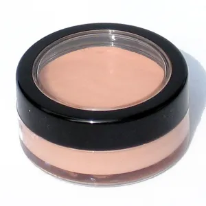Graftobian HD Crème Foundation Corrector 1/4 oz - Soft & Silky Formula, Neutralize Discoloration for Flawless Results, Perfect for High-Definition Makeup, Pink Hi-Lite