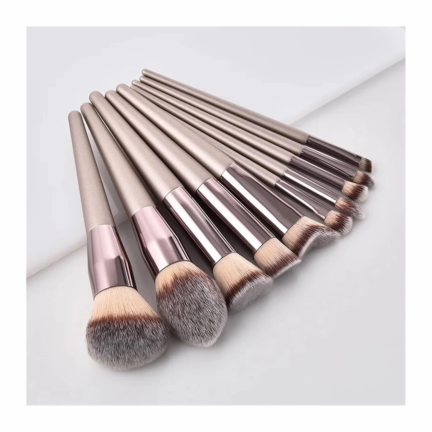 Hot Champagne Makeup Brushes Set for Women Cosmetic Foundation Powder Blush Eyeshadow Kabuki Blending Make Up Brush Beauty Tools(10pcs green with bag)