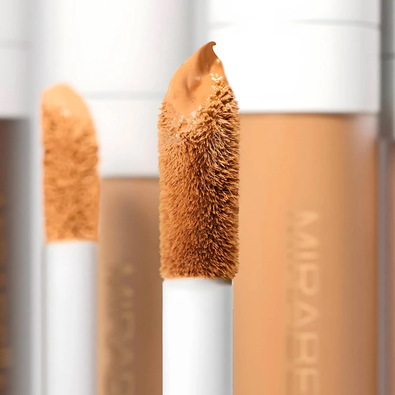 Mirabella Invincible For All Perfecting Under Eye Concealer Full Coverage - Hydrating Makeup Concealer for Dark Circles, Fine Lines & Wrinkles w/Hyaluronic Acid - Deep D200