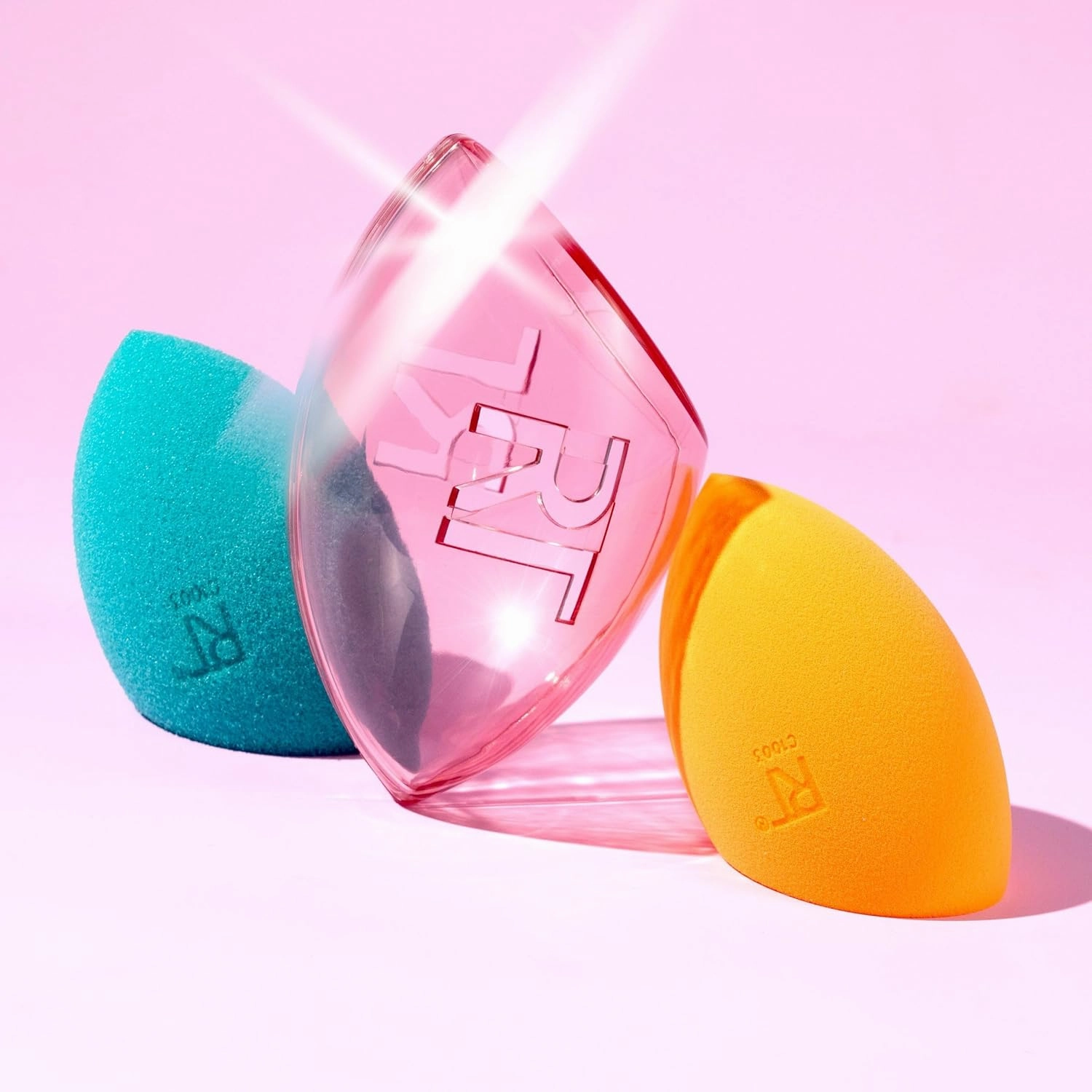 Real Techniques Limited Edition Chic Dreams Sponge Kit, Makeup Blending Sponges For Matte Or Dewy Skin, Foundation Sponges & Travel Case, Buildable Coverage, Latex-Free, 3 Piece Gift Set