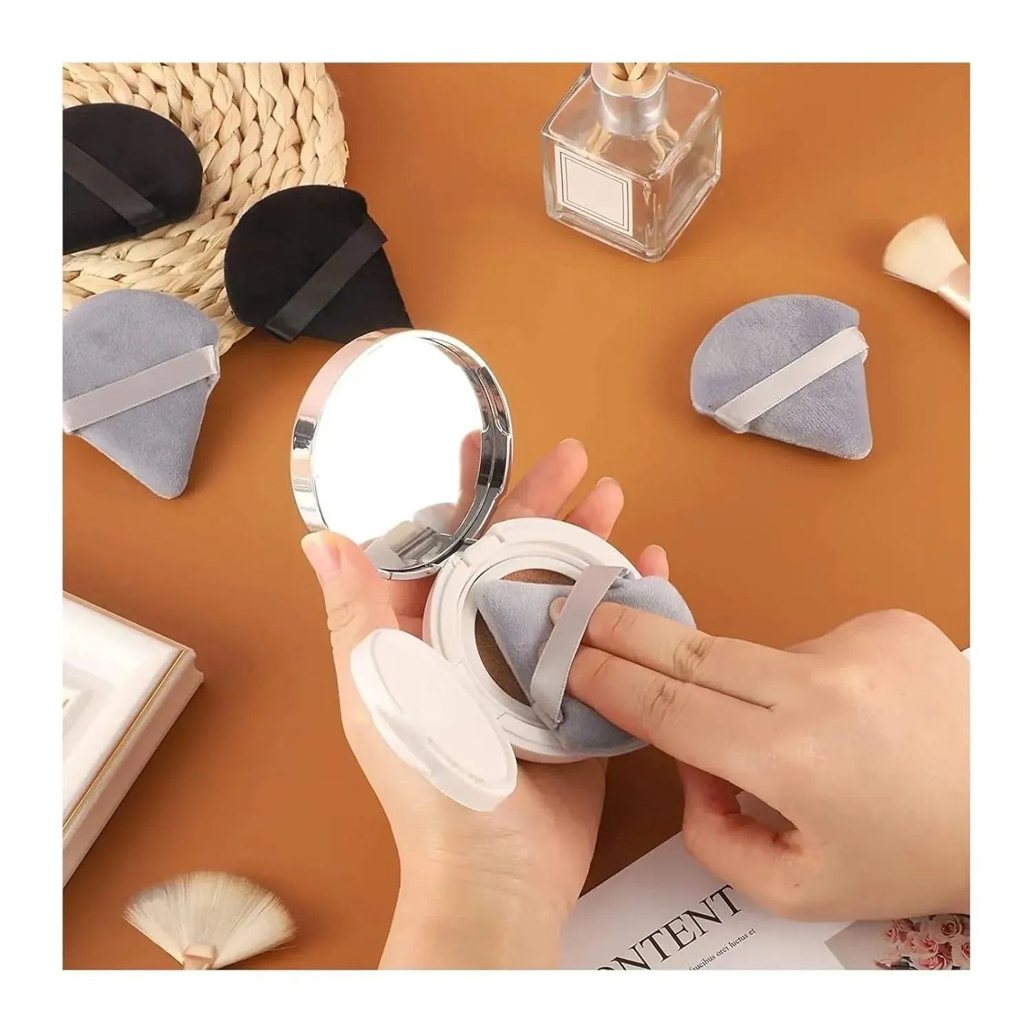 SBTRKT 1/3/6Pcs Triangle Velvet Powder Puff Make Up Sponges For Face Eyes Contouring Shadow Seal Cosmetic Foundation Makeup Tool (Color : White-6pcs)