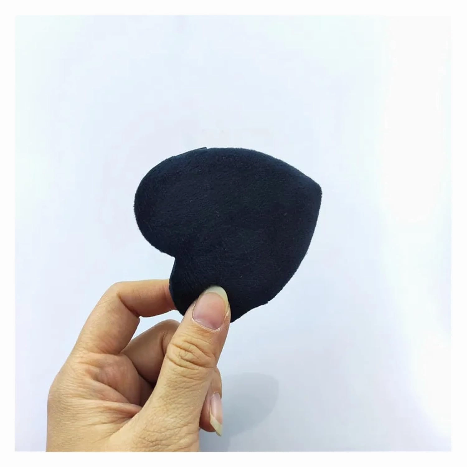 SBTRKT 6pcs Reusable Love Heart Shape Velvet Powder Puff Face Makeup Sponge Cosmetics Soft Cotton Face Washable Sponge Puff (Color : Black)