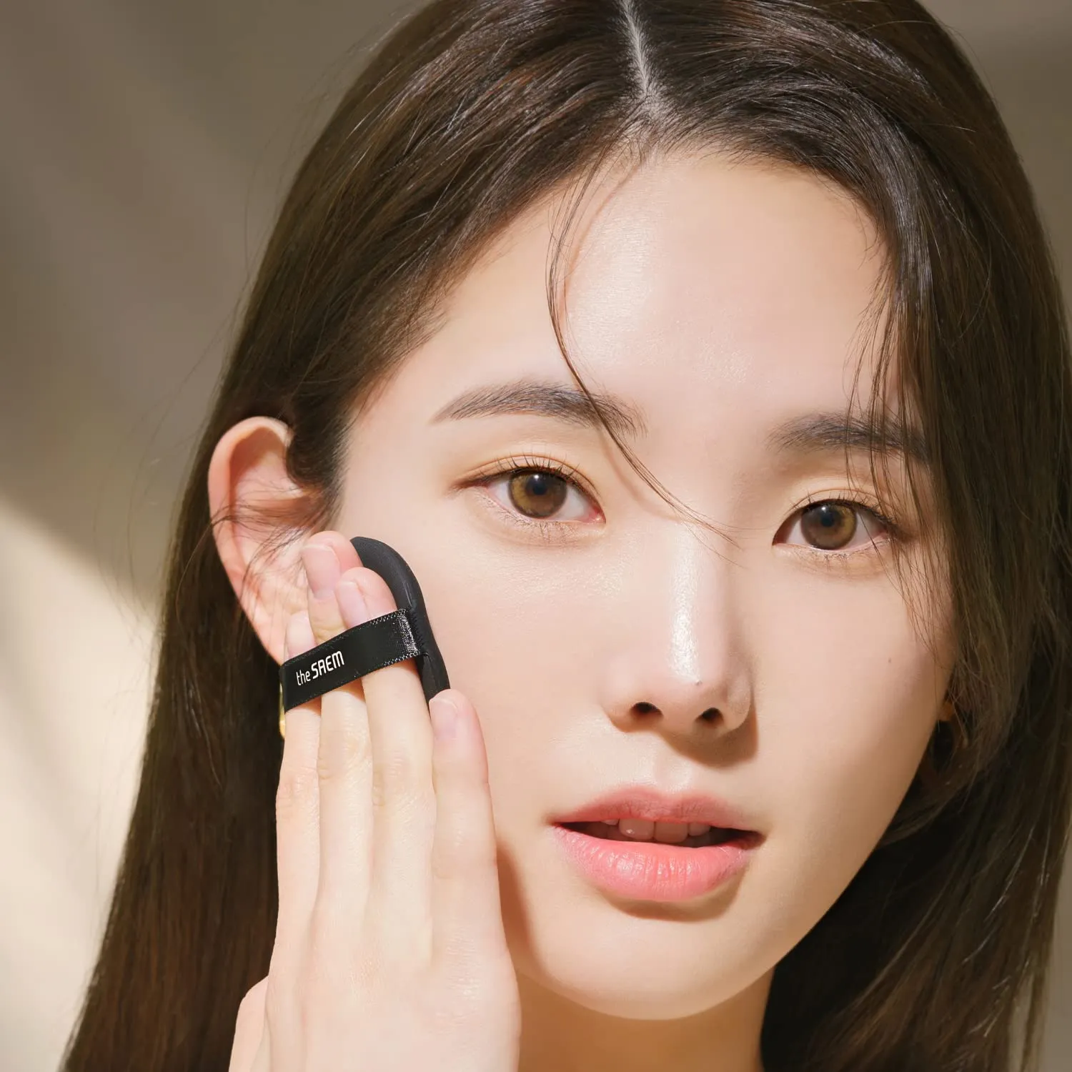 the SAEM Cover Perfection Concealer Cushion With 56 Hours Natural Finish #1 Clear Beige - Full Coverage Moisturizing Concealer With 16 Times More Cover Particles - Pore Minimizing Foundation For All