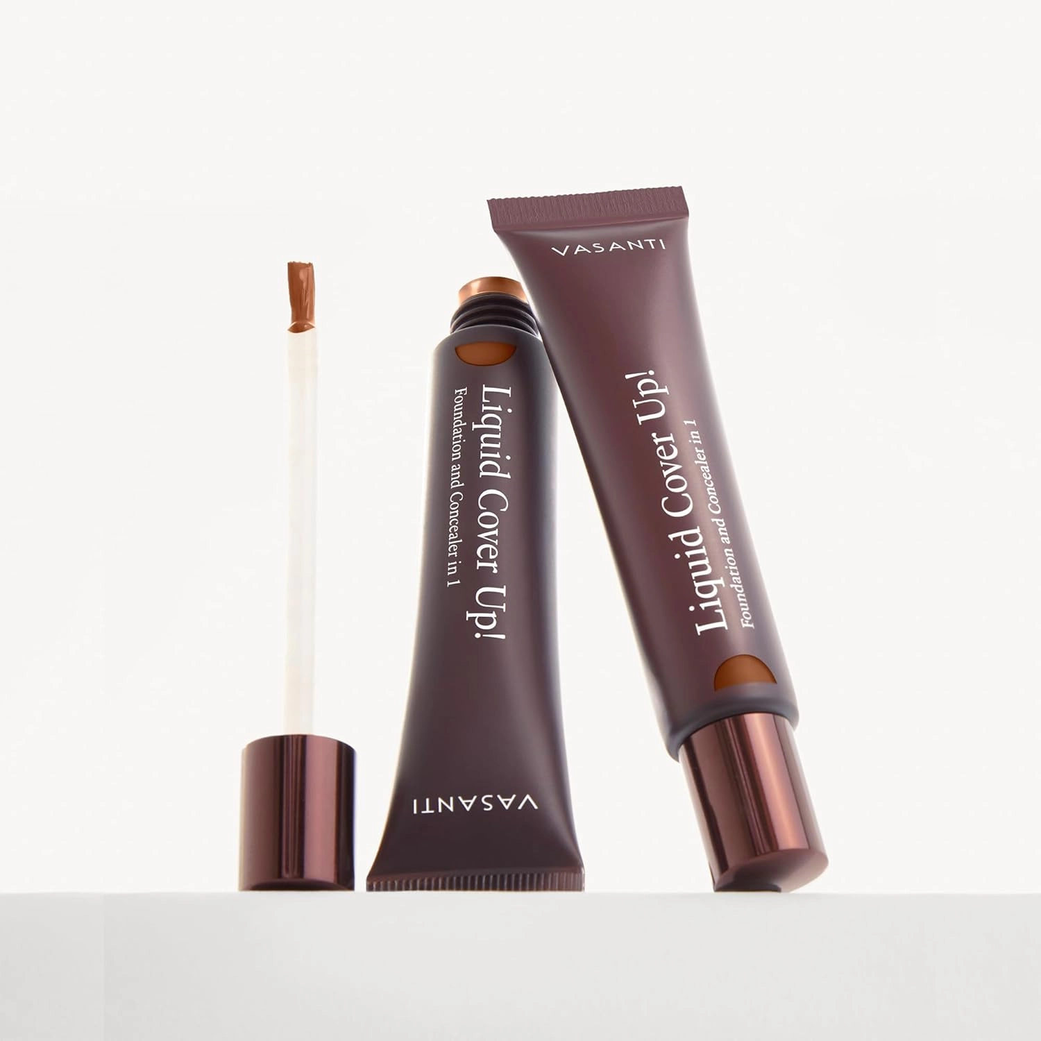 VASANTI Oil-Free Foundation & Concealer in 1 - Liquid Cover-Up (V8) - Full Matte Coverage Long Lasting Paraben-Free Vegan Friendly Makeup